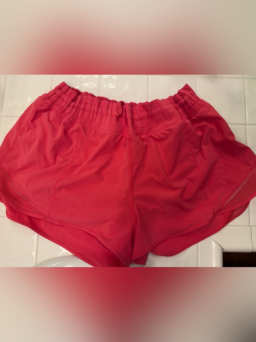 Lululemon Hot Pink “Hotty Hot” shorts 2.5”